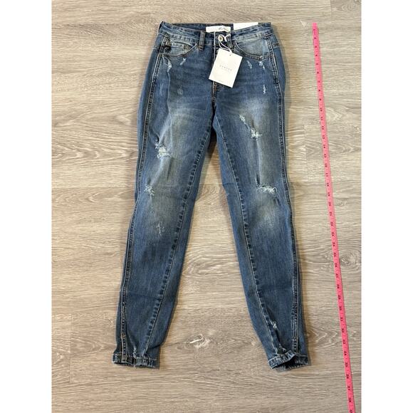 KanCan Distressed Denim Blue Jeans Size 1/24 New With Tags - Picture 8 of 12